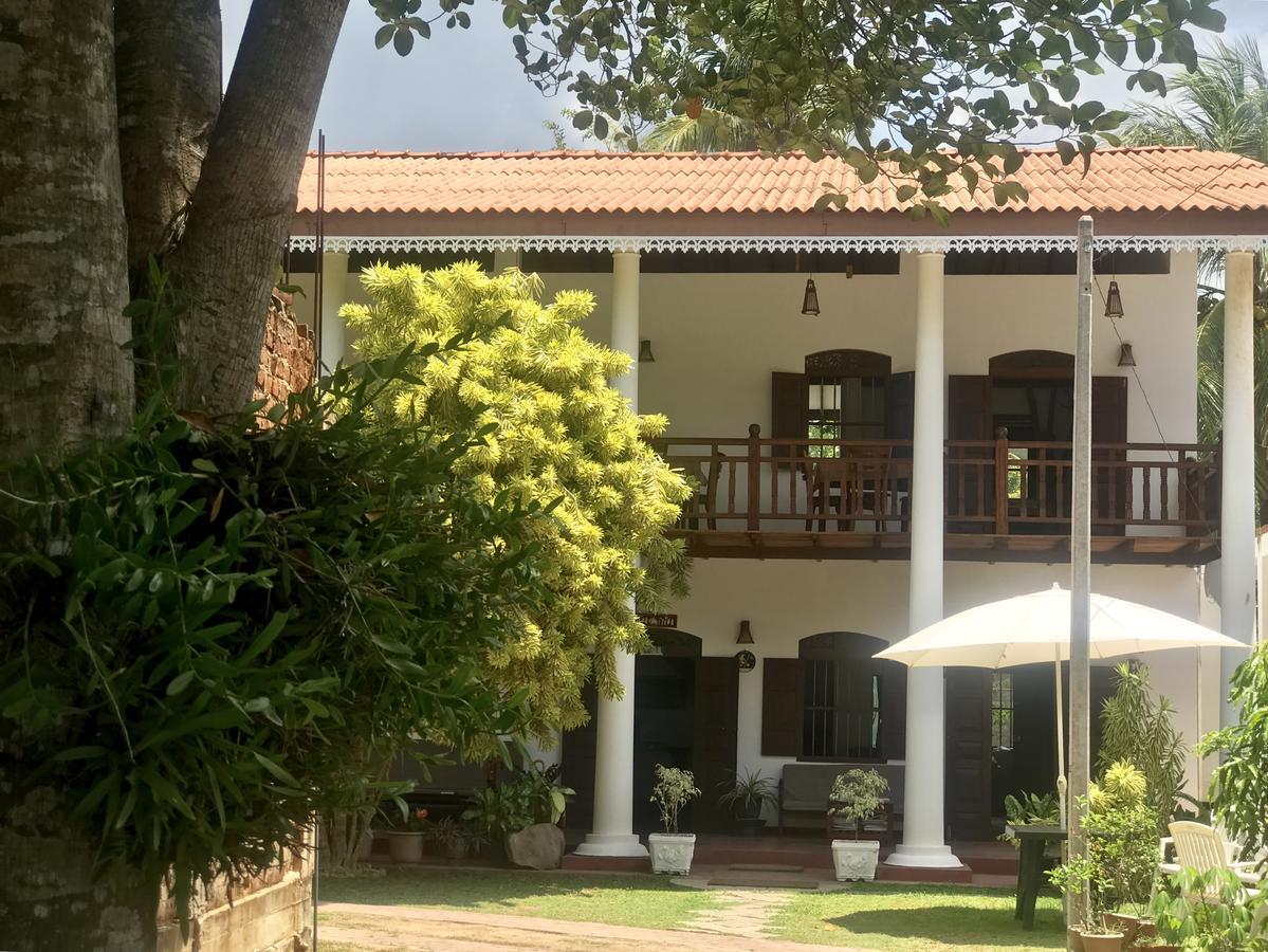 Hotel La Felicita Mirissa Eksteriør bilde